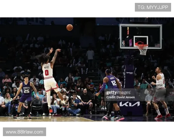 亚历山大35分领衔全队胜利表现