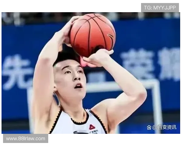 乌戈付豪均对攻防篮板表达不满